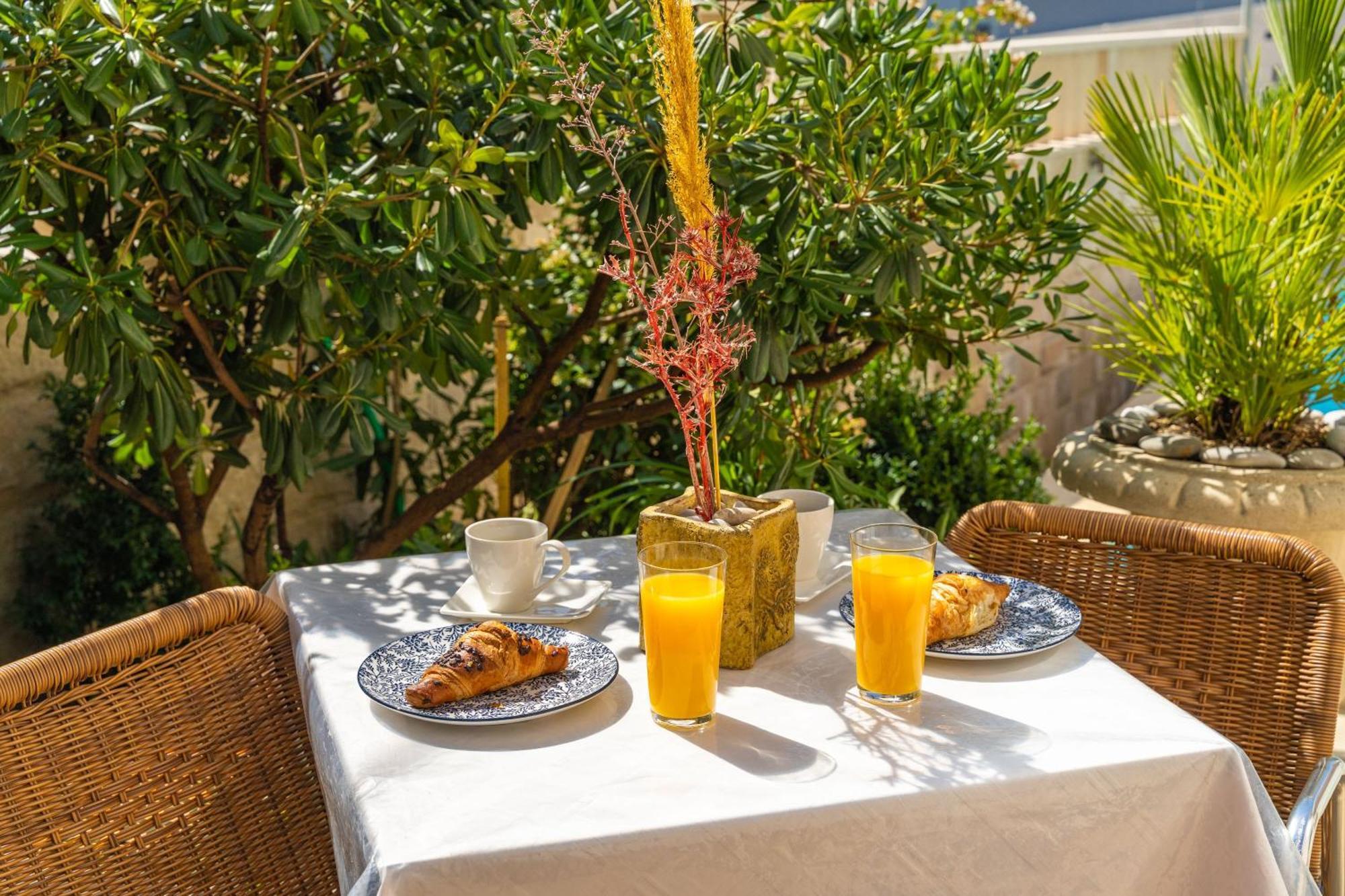 Apartments Villa Aura - Adult Only Ragusa Esterno foto