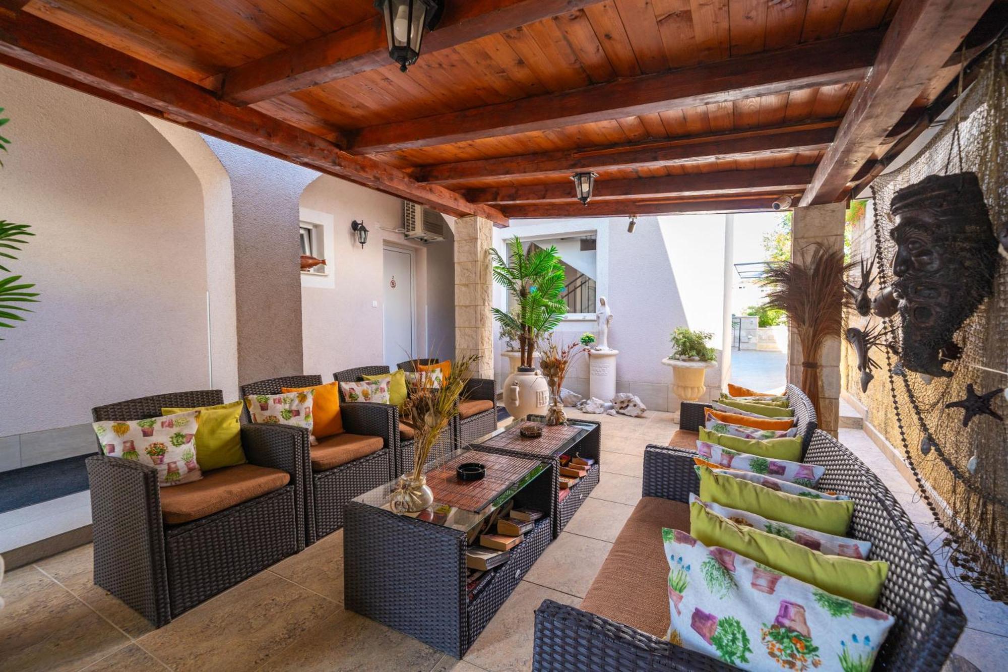 Apartments Villa Aura - Adult Only Ragusa Esterno foto