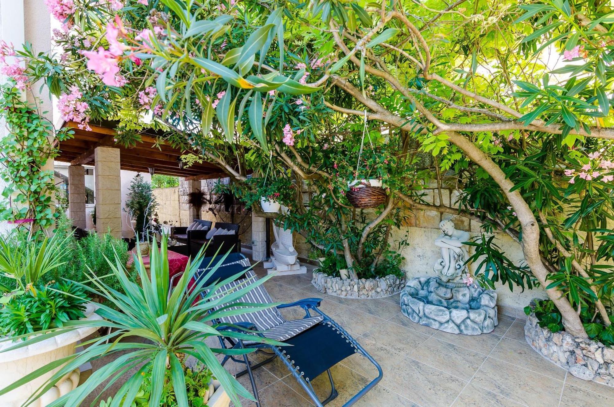 Apartments Villa Aura - Adult Only Ragusa Esterno foto